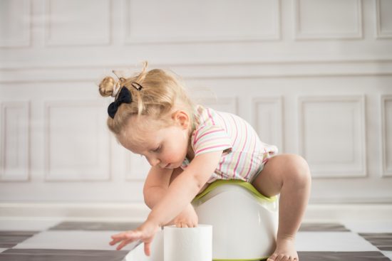 Пищевые отравления у детей: симптомы и лечение