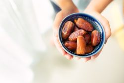 Финики при грудном вскармливании: полезны или нет?