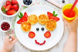 Как правильно приготовить ребенку сырники