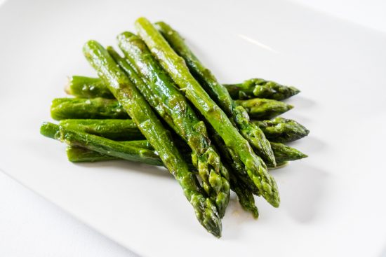 Спаржа: калорийность, полезные свойства, противопоказания