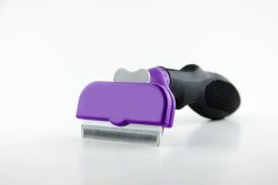 Фурминатор для кошек: что это такое?