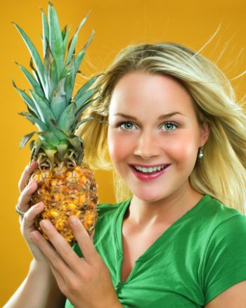 при болезненной менструации попробуйте попить ананасовый сок