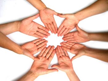 Почему трясутся руки: советы и рекомендации по диагностике и лечению