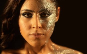 Жирная кожа лица: уход за ней и лечение