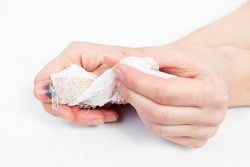 Вывих пальца на руке: как проявляется, принципы лечения