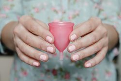 Что такое менструальная чаша – инновации для гигиены женщины