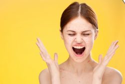 Чем опасно возникновение «детских» болезней у взрослых?