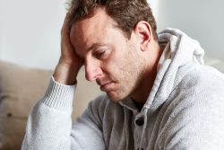 Десять болезней, которыми чаще болеют мужчины