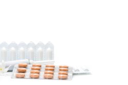 Обзор препаратов для лечения молочницы