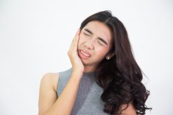 Периодонтит. Симптомы и лечение