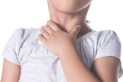 Гипертрофия небных миндалин: почему возникает и что делать