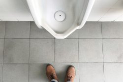 Причины редкого мочеиспускания