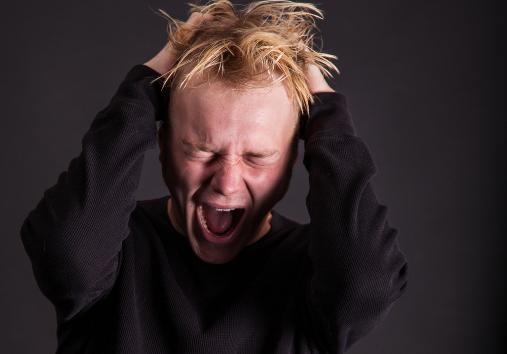 Панические атаки: причины, симптомы и лечение