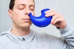 Как сделать раствор для промывания носа?