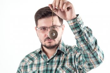 Эзотерика: что это такое и есть ли у нее связь с психологией