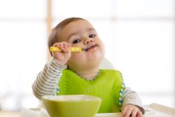 Кризис одного года у ребенка: особенности и характеристики