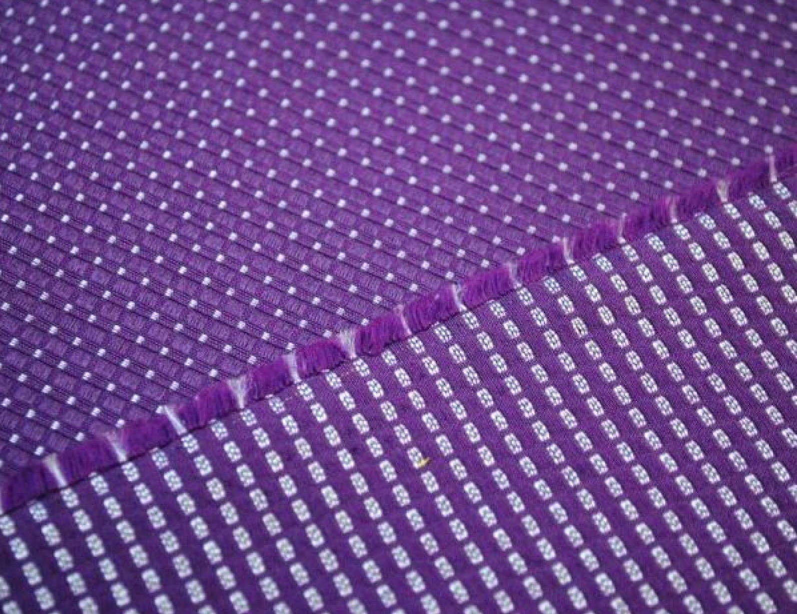 Сатин: что за ткань, состав, свойства, достоинства и недостатки