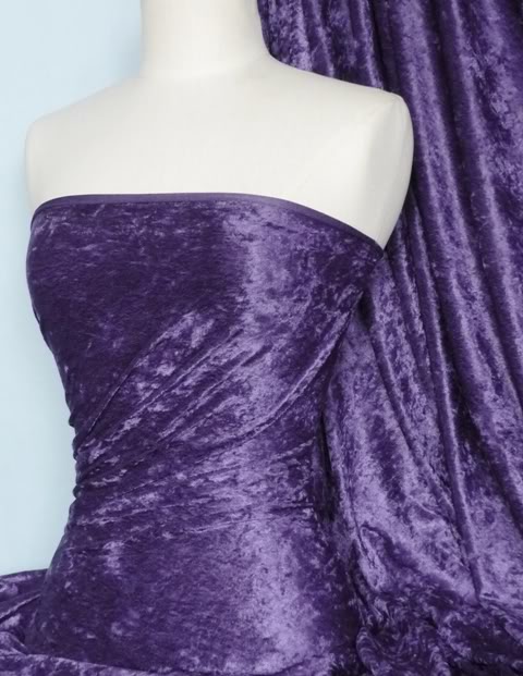 велюр на манекене