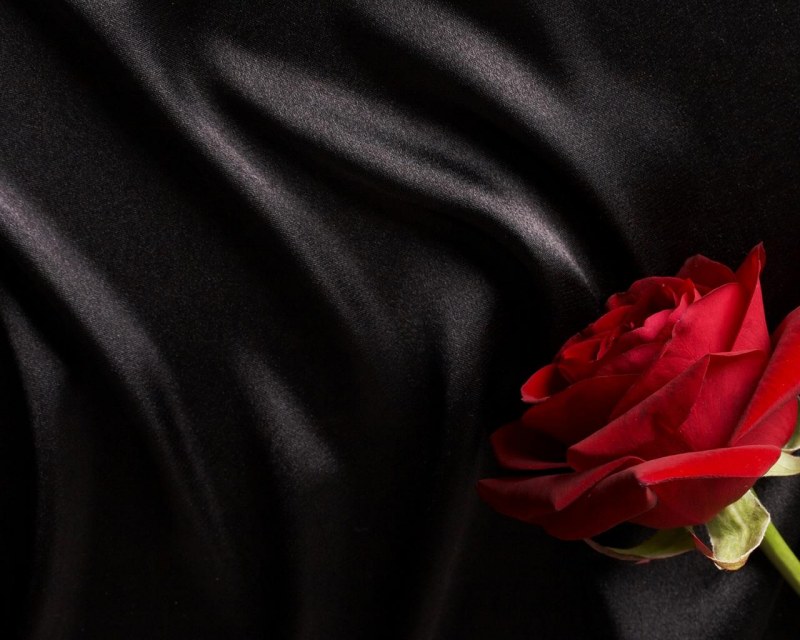 Как отличить натуральный шелк от искусственного