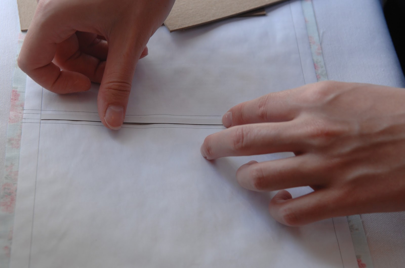 приклеивание стык в стык