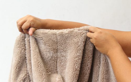 Как почистить искусственный мех в домашних условиях