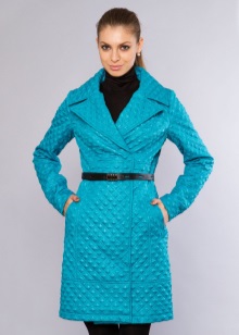 стеганный голубой плащ