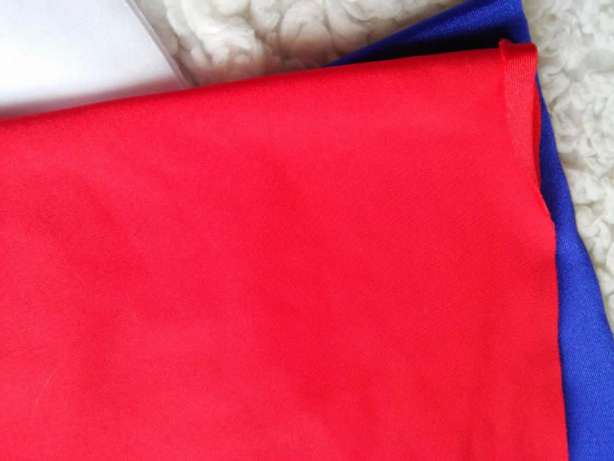 ластик красный